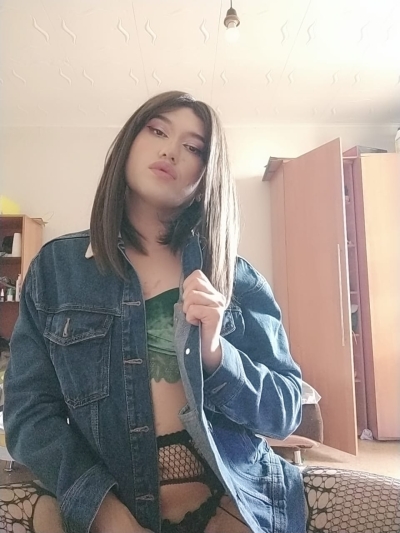 Транссексуалка Зара