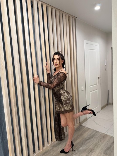 Транссексуалка Лорена